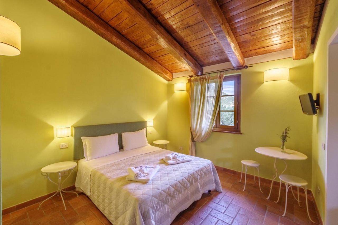 Agriturismo Le Vigne Foligno Ngoại thất bức ảnh