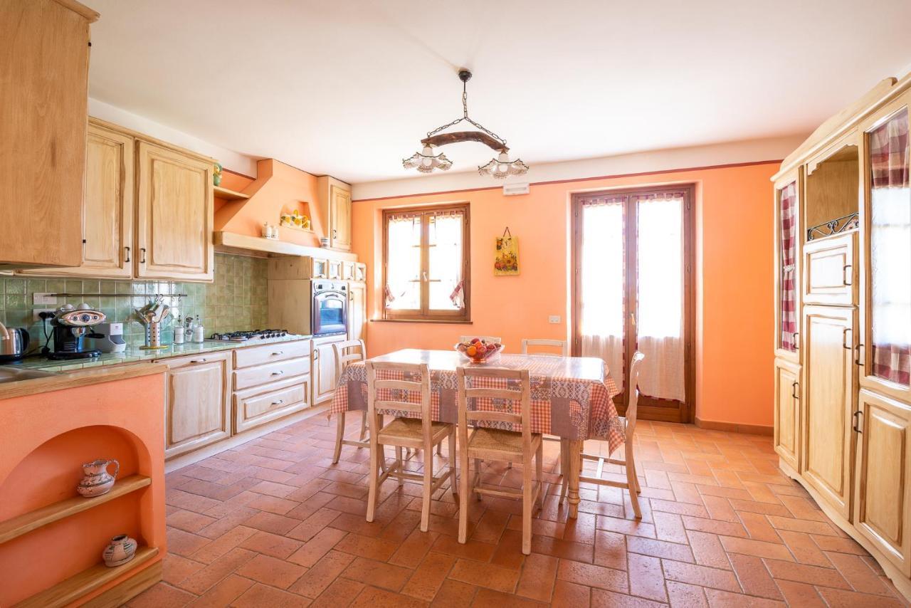 Agriturismo Le Vigne Foligno Ngoại thất bức ảnh