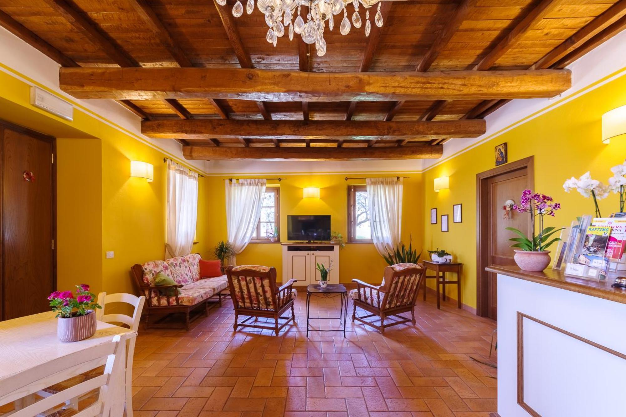 Agriturismo Le Vigne Foligno Ngoại thất bức ảnh