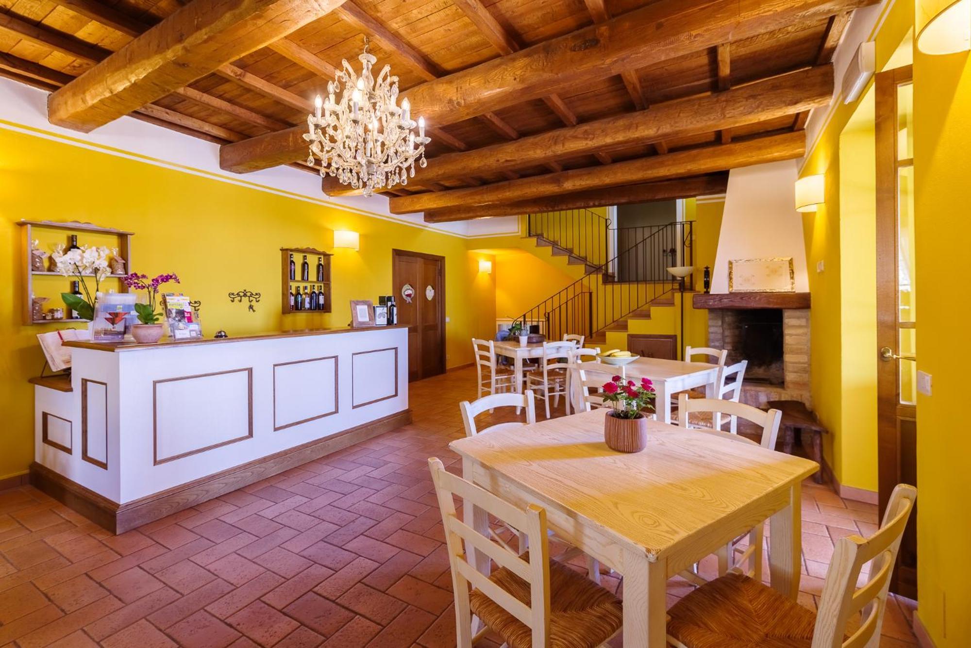 Agriturismo Le Vigne Foligno Ngoại thất bức ảnh