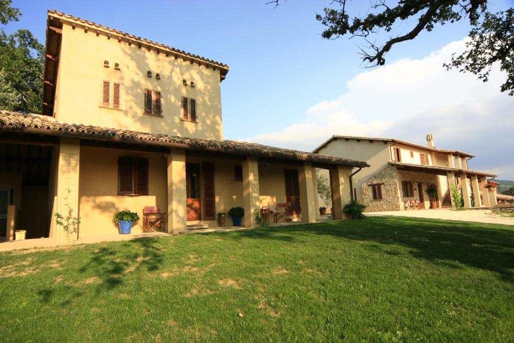 Agriturismo Le Vigne Foligno Ngoại thất bức ảnh